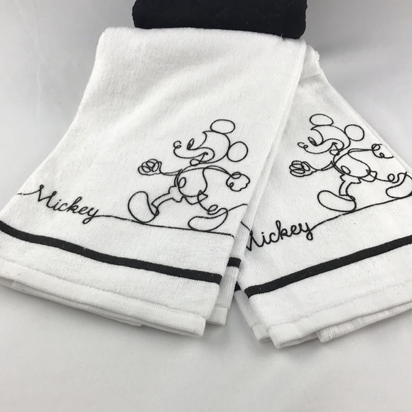 Disney - ‘Mickey Mouse’ mitt/dish towels kitchen set (3 pieces). NWT - Picture 4 of 5